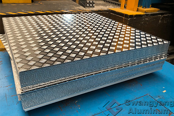 Gwangyang aluminium checker plate suppliers.jpg